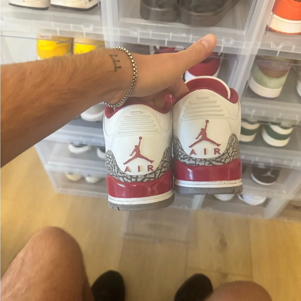 Jordan 3 Cardinal Red - Picture 2 of 4